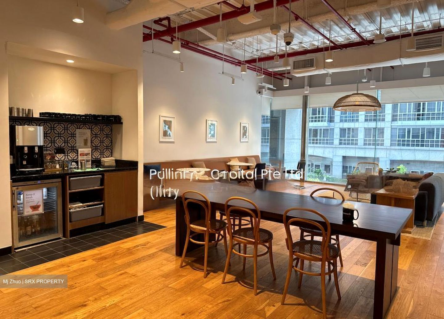 UE Square (D9), Office #497458951